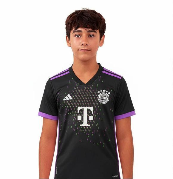 Футбольна форма FC Bayern M&uuml;nchen Harry Kane №9 (чорно-фіолетова), футболка + шорти (форма Кане 9 чорн-фіол_22) 2758794183 фото